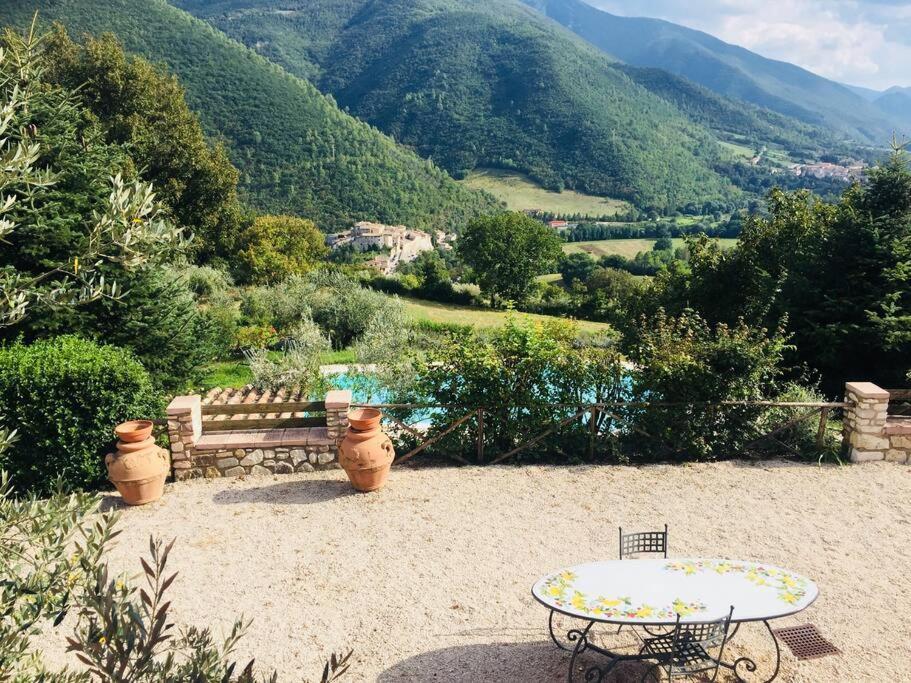 Villa Casale Rosso Castel San Felice Exterior foto