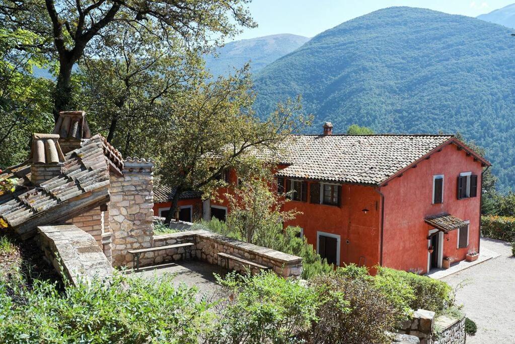 Villa Casale Rosso Castel San Felice Exterior foto