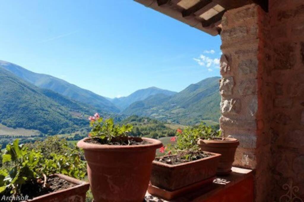 Villa Casale Rosso Castel San Felice Exterior foto