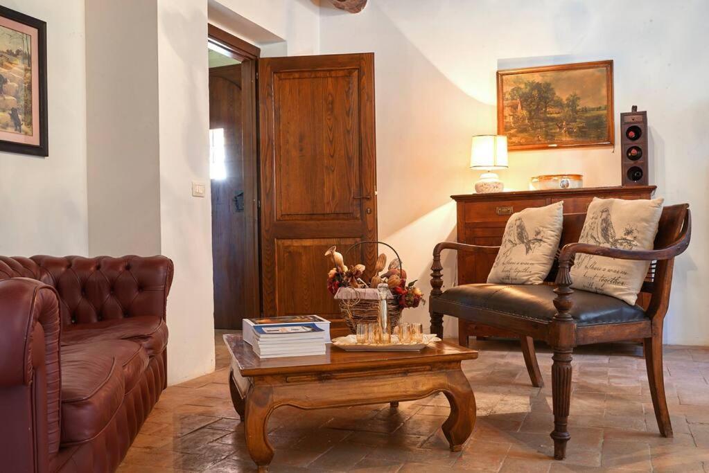 Villa Casale Rosso Castel San Felice Exterior foto